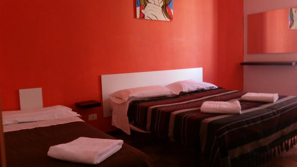 רומא Guesthouse Ava חדר תמונה