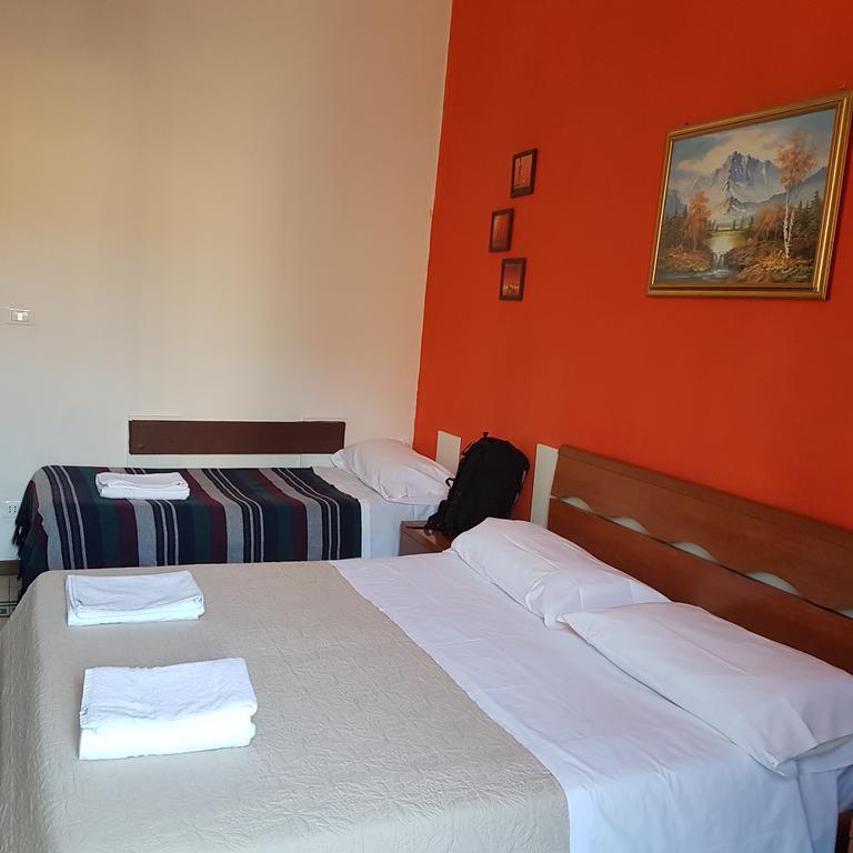 רומא Guesthouse Ava מראה חיצוני תמונה